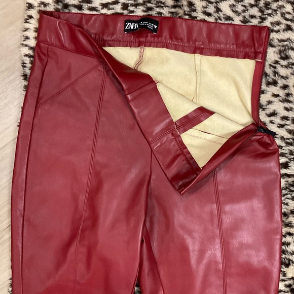 Zara Red faux leather Leggings - Picture 11 of 16